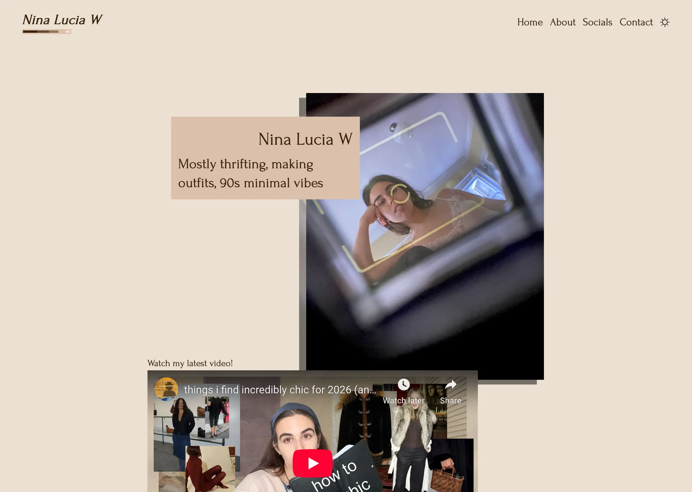 Screenshot of youtuber NinaLuciaW's landing page